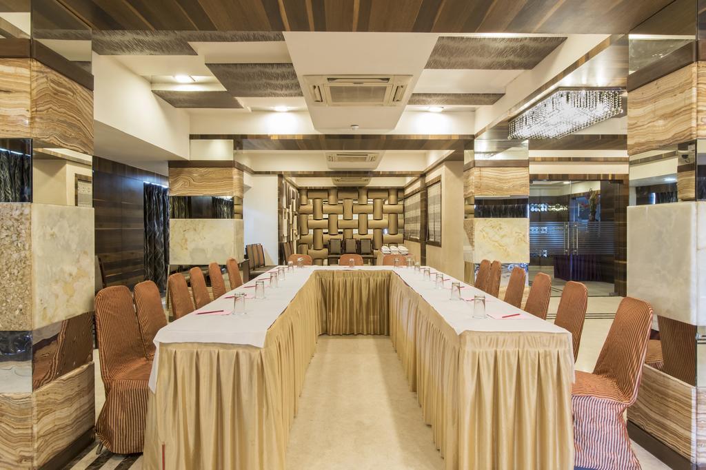 Inder Residency Hotel Ahmedabad Exterior foto