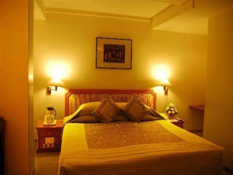 Inder Residency Hotel Ahmedabad Exterior foto